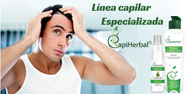 Hombre con calvicie o caída de cabello, listo para usar combo stop caída con shampoo control caída y solución Capilar regeneradora de la línea capiherbal, para recuperación del cabello
